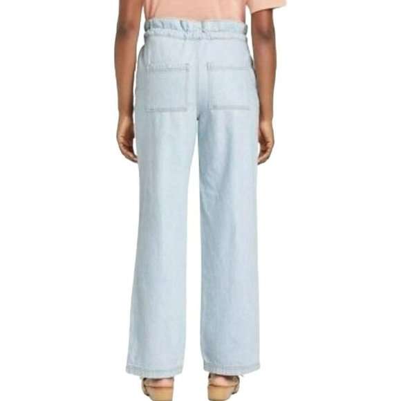 High-Rise Wide Leg Jeans Light Wash | Universal Thread | 6 - Picture 2 of 9